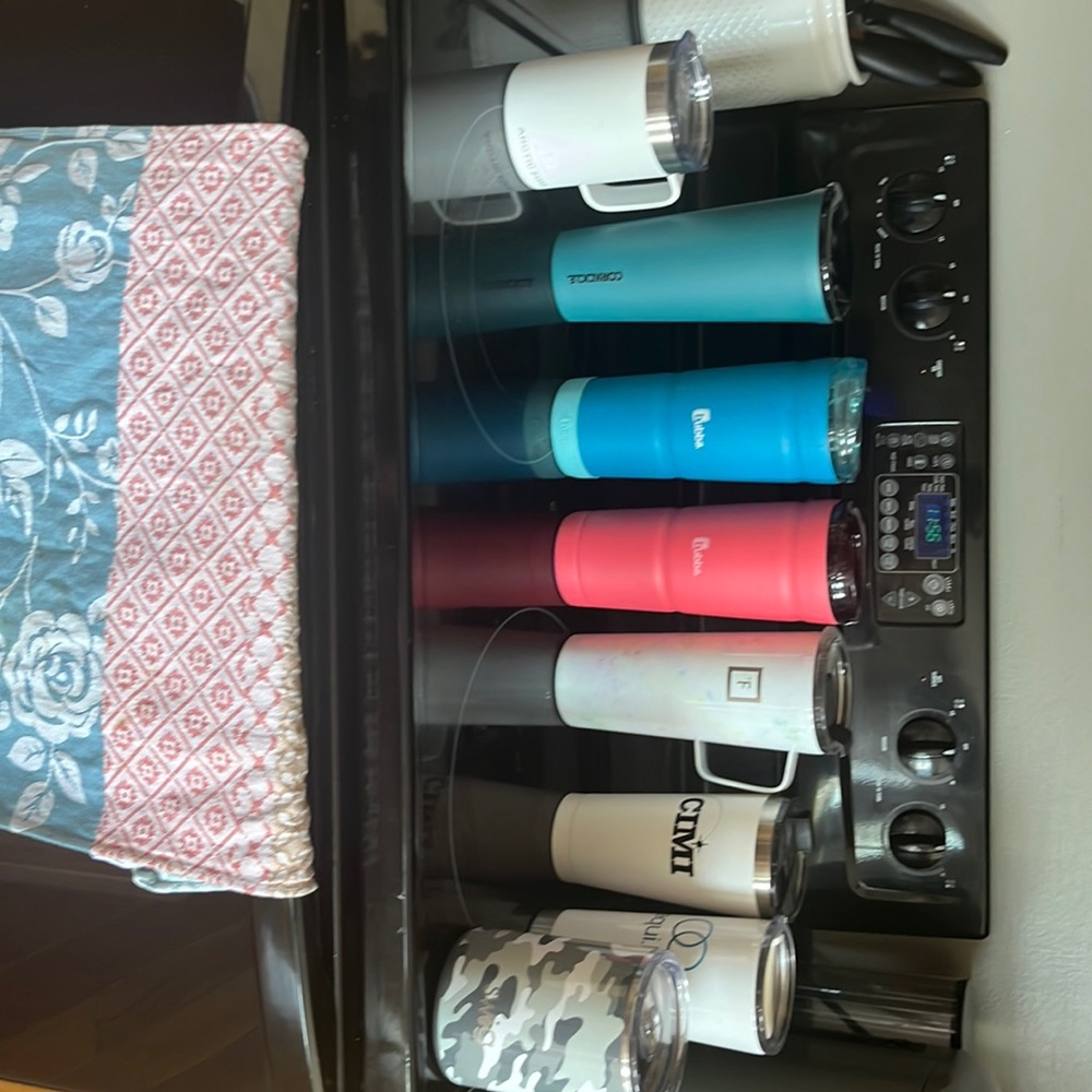 Multiple to go coffee tumblers